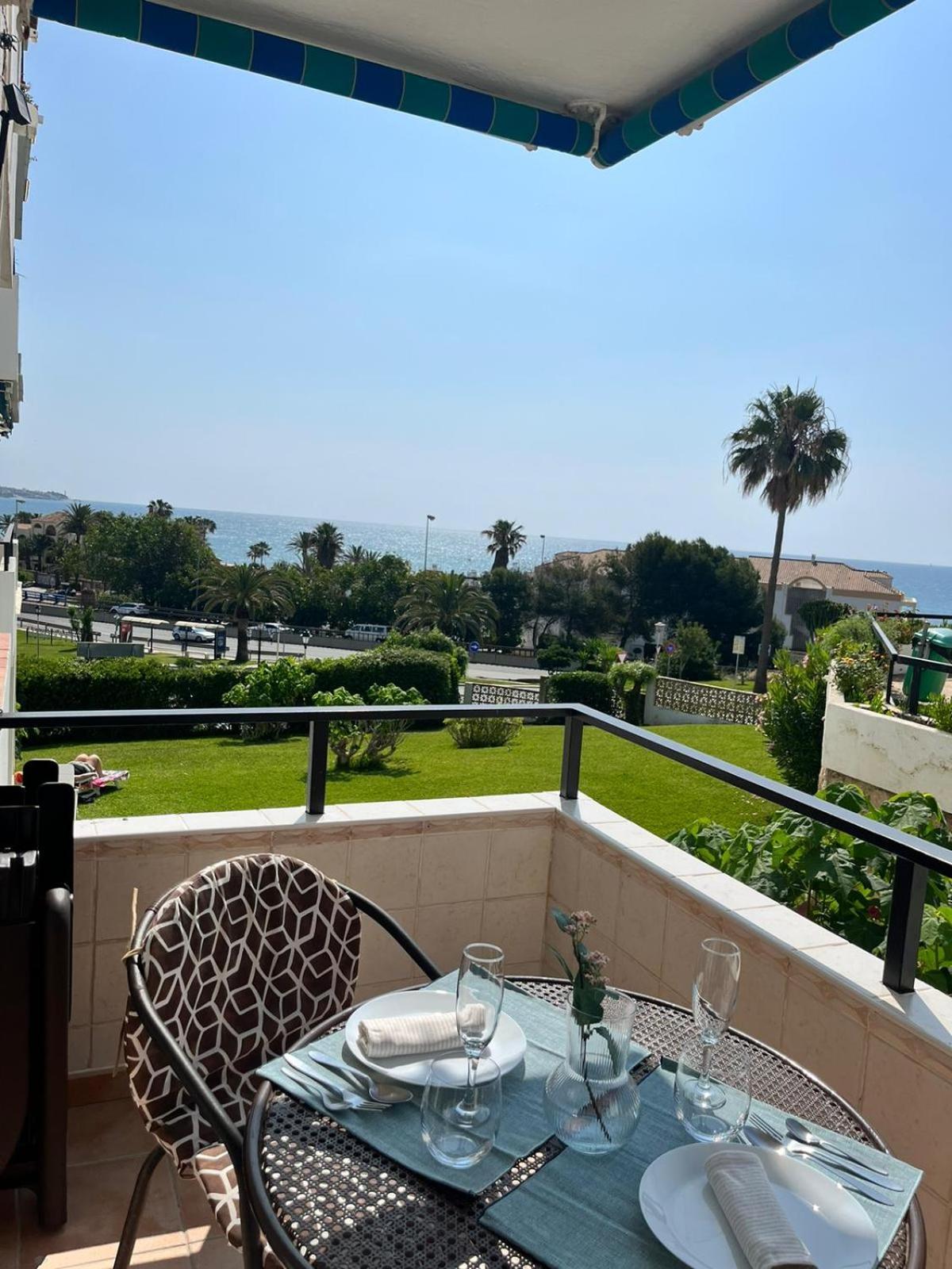 "La Cala De Mijas Bright Apartment With Sea Views Near The Beach" Ла-Кала-де-Михас Экстерьер фото